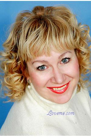 107241 - Inna Edad: 58 - Rusia
