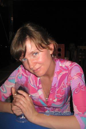 108353 - Elena Edad: 39 - Rusia