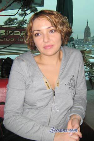 109237 - Ekaterina Edad: 46 - Rusia