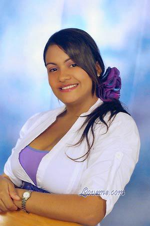 110876 - Jenifer Edad: 37 - Colombia
