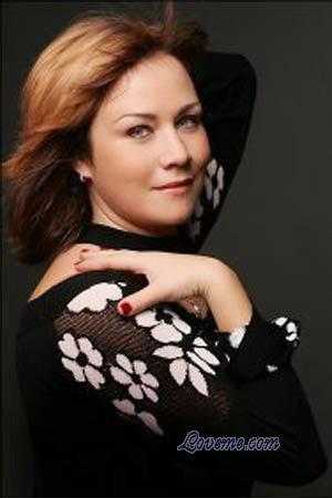 113546 - Aleksandra Edad: 45 - Rusia