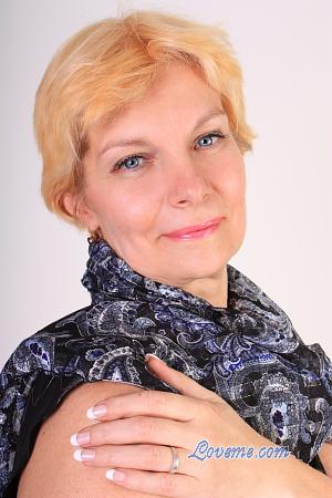 120541 - Inna Años: 58 - Ucrania