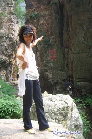 122512 - Xin A&ntilde;os: 46 - China