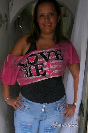 123819 - Ivoris A&ntilde;os: 32 - Colombia