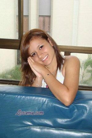 150080 - Lizeth Edad: 32 - Colombia