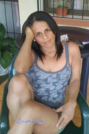 152068 - Vilma Edad: 57 - Costa Rica