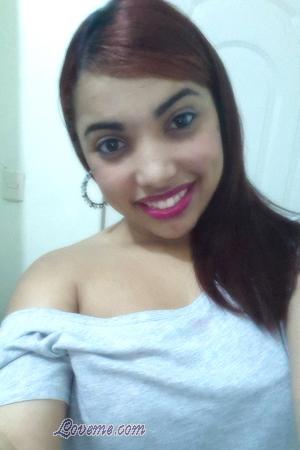 152070 - Wanda Edad: 31 - Dominican Republic