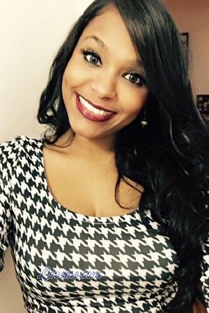 152500 - Maria Stephanie Edad: 33 - España