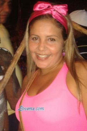 157356 - Karina Edad: 45 - Colombia