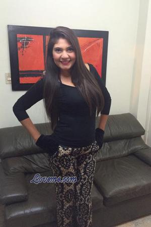 157704 - Yaneth Edad: 32 - Colombia