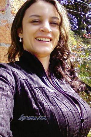 157821 - Monica Aydee Edad: 42 - Colombia