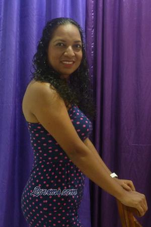 157828 - Zoraida Edad: 44 - Colombia