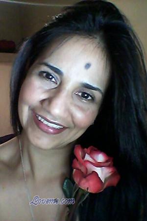 158036 - Gabriela Edad: 53 - Italia