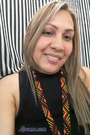 159779 - Tatiana Edad: 42 - Colombia