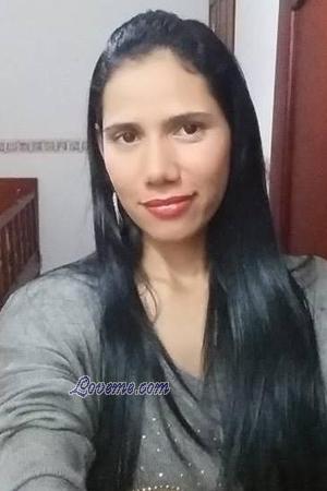 160418 - Karol Edad: 40 - Colombia