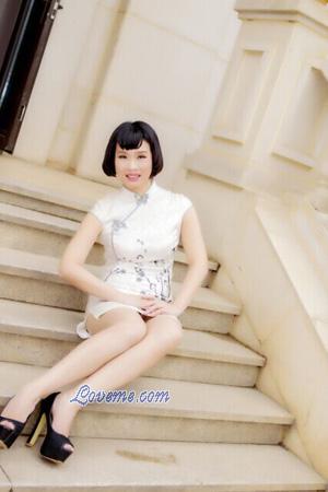 160928 - Qiu Edad: 47 - China