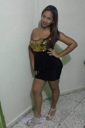 161215 - Estefany Edad: 36 - Dominican Republic