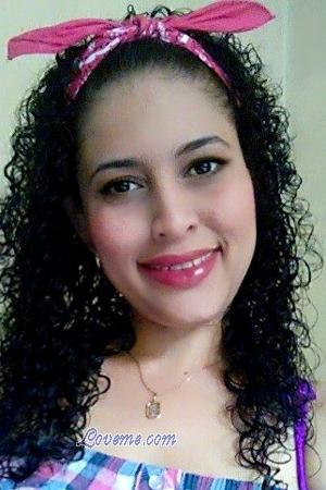 166208 - Hilda Edad: 40 - Costa Rica