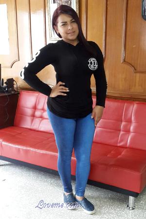 167046 - Kenia Edad: 40 - Costa Rica