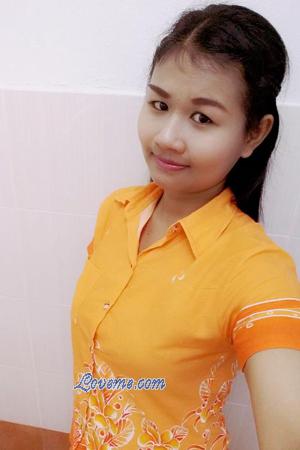 168540 - Ratachada Edad: 28 - Tailandia