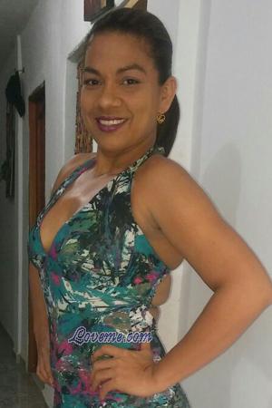 170143 - Luz Edad: 48 - Colombia