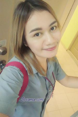 170433 - Uraiwan Edad: 38 - Tailandia