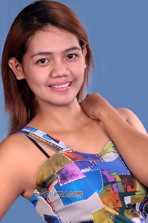 170525 - Margie Edad: 26 - Filipinas
