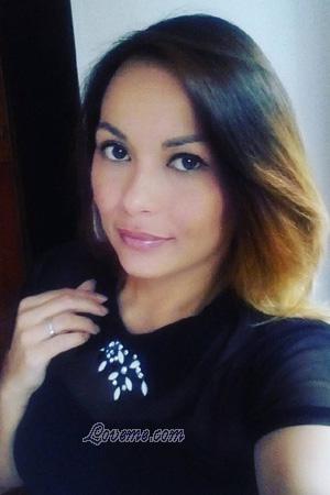 170609 - Adeliya Edad: 36 - Rusia