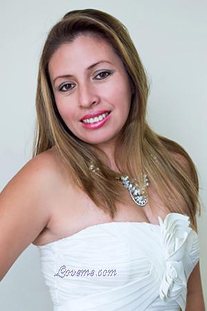 172099 - Claudia Edad: 40 - Perú