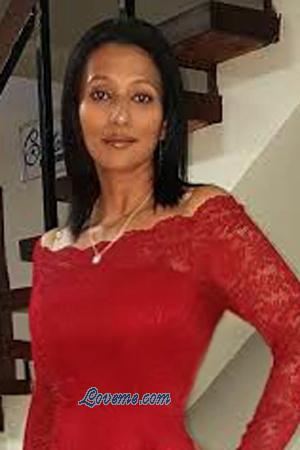 172814 - Karla Edad: 43 - Costa Rica