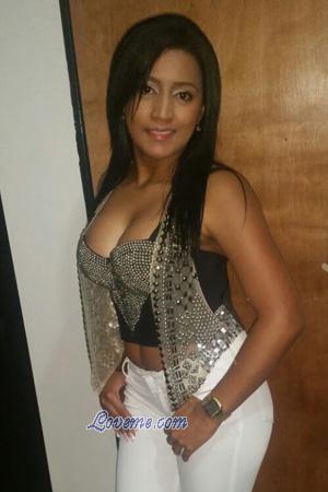 173824 - Kelly Edad: 37 - Colombia