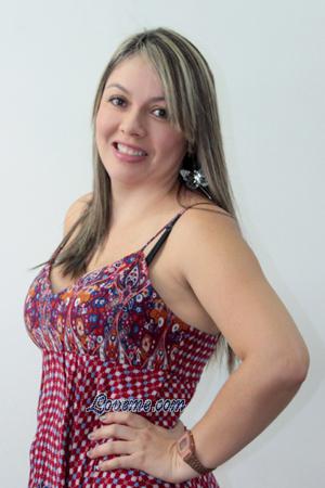 174218 - Denny Silvana Edad: 48 - Colombia