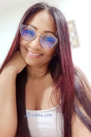 174363 - Bayola Edad: 52 - Colombia