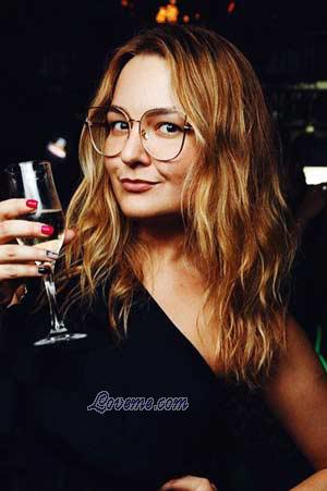 174978 - Elvira Edad: 32 - Bielorrusia