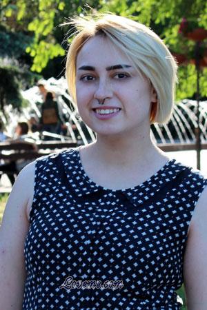 180030 - Anastasiya Edad: 28 - Ucrania