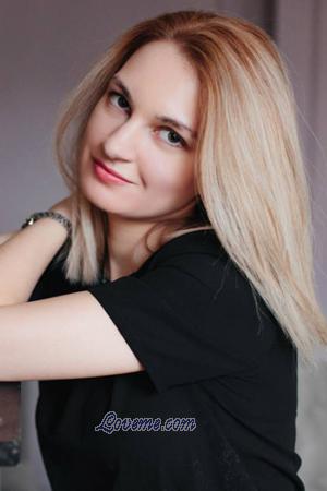 180385 - Marta Edad: 36 - Ucrania