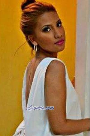 180785 - Dayana Edad: 24 - Colombia