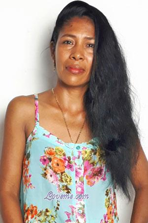 181184 - Delcy Edad: 48 - Colombia