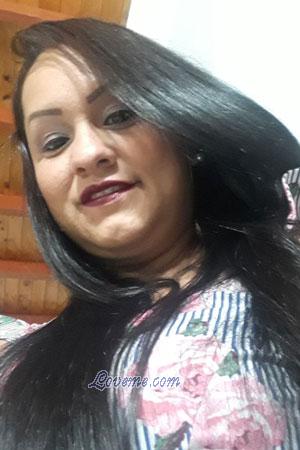 181327 - Gloria Edad: 39 - Colombia