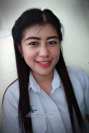 181571 - Chanticha Edad: 34 - Tailandia