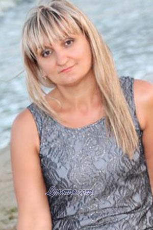 181813 - Olga A&ntilde;os: 44 - Ucrania