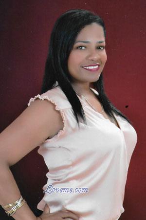 182240 - Deivis Edad: 48 - Colombia