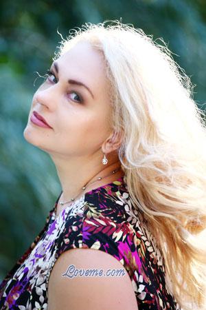 182864 - Irina Edad: 52 - Ucrania