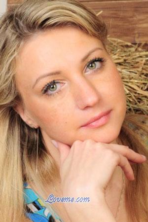 183245 - Ekaterina Edad: 49 - Russia