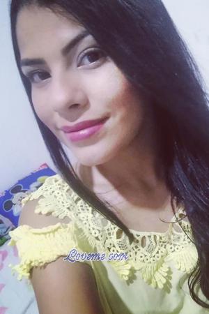 183424 - Andrea Edad: 31 - Colombia