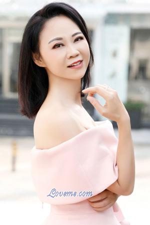 185182 - Yuanyuan (Kitty) Edad: 55 - Hong Kong