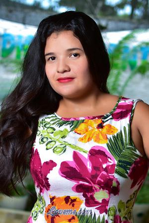 185315 - Liseth Edad: 35 - Colombia