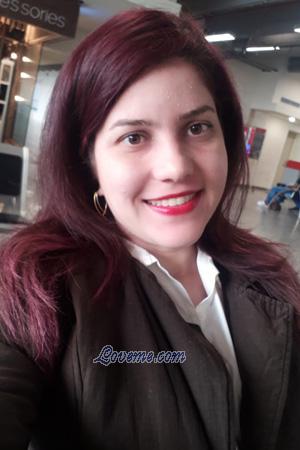 185734 - Laura Edad: 35 - Colombia
