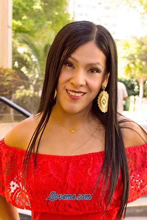 186453 - Monica Edad: 49 - Perú