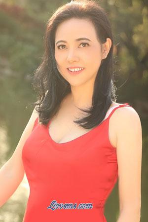 186827 - meiqin Edad: 57 - China